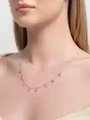 Белый колье-цепи из стали