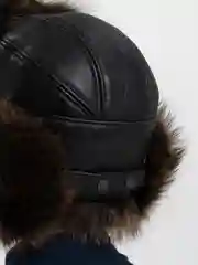 Зимняя шапка для мальчика