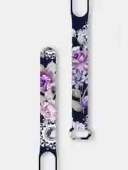 Алый ремешок для фитнес браслета Mi Band 3/Mi Band 4, с рисунками