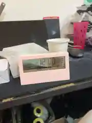 Электронные настольные часы