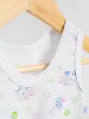 Белый комплект белья, майка и трусы