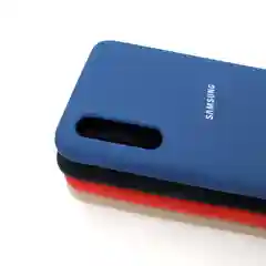 Красный чехол Silicone Case для Samsung J8, J7, Prime, J6, J6+, J5, J4+, J4, J3, J2 Pro, J2 Prime