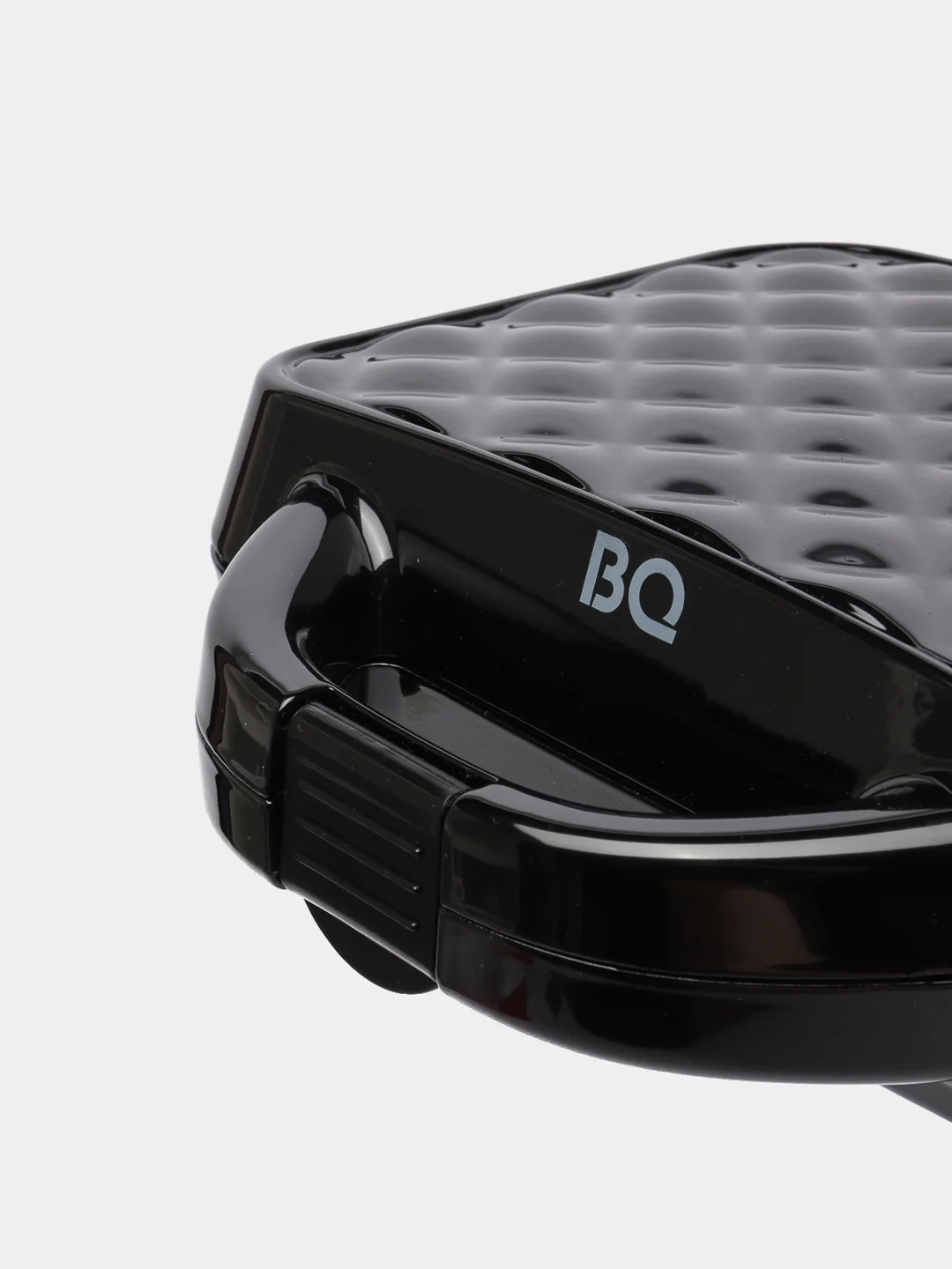 Черный электрогриль BQ ST1008, антипригарное покрытие, 800 Вт