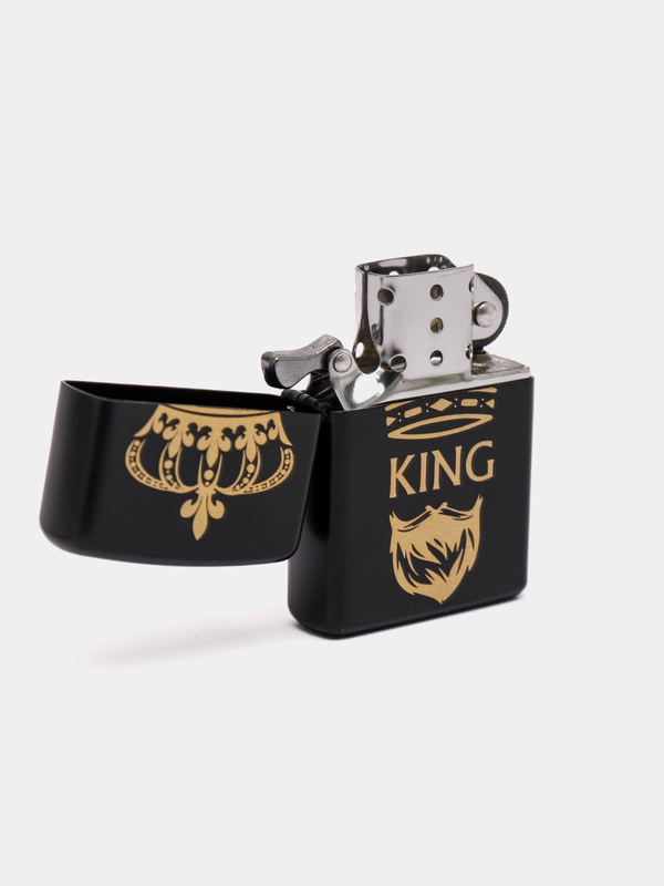 Зажигалка бензиновая "KING" в коробке, чёрная