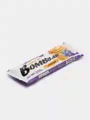 Батончик BOMBBAR смородиново-черничный панкейк, 60г