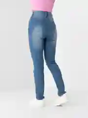 Джинсы женские зауженные