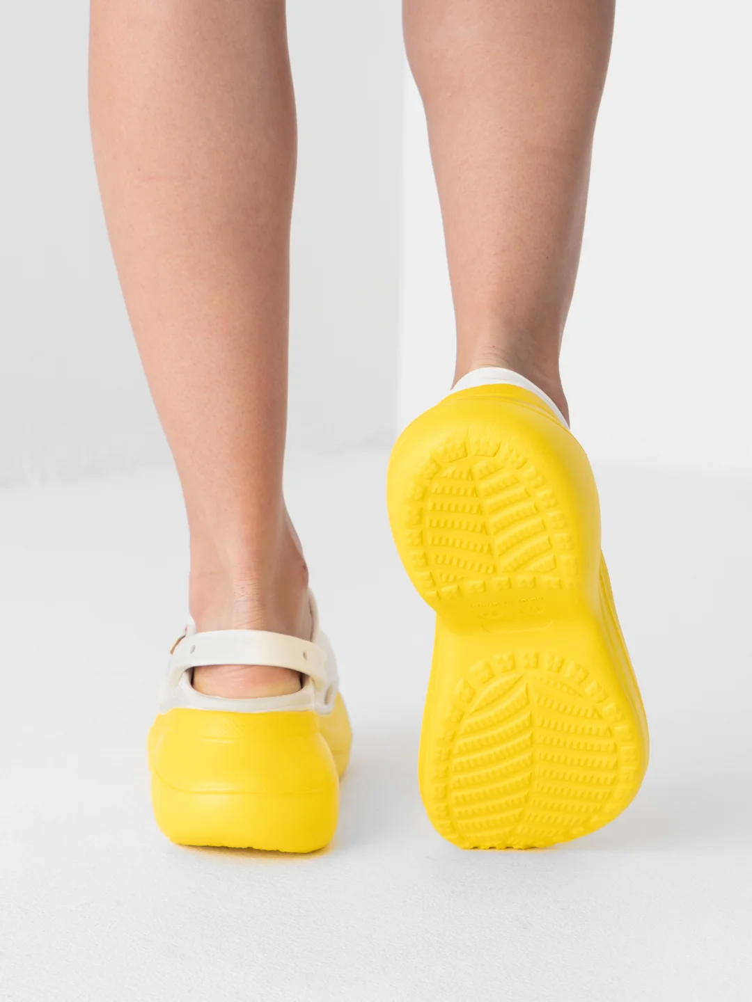 Желтый сабо женские на платформе IZI, размеры 36-40