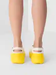 Желтый сабо женские на платформе IZI, размеры 36-40
