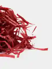 Бордовый бумажный наполнитель (стружка) тишью для подарков и подарочных коробок