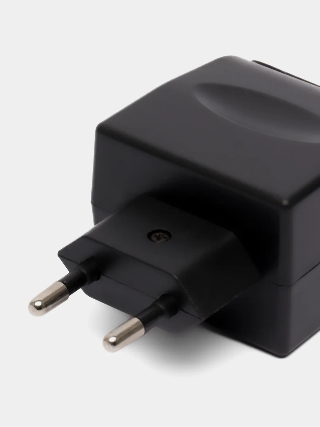 Адаптер питания 220V/12V с гнездом прикуривателя