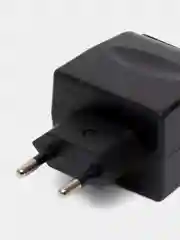 Адаптер питания 220V/12V с гнездом прикуривателя