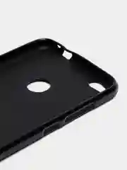 Черный силиконовый чехол на Huawei P8 Lite (2017)