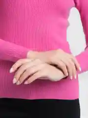 Розовый водолазка-поло
