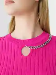 Розовый платье карандаш, с цепочкой, лапша