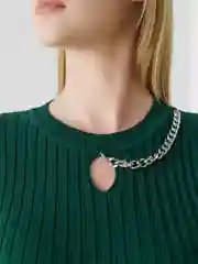 Тёмно-зелёный платье карандаш, с цепочкой, лапша