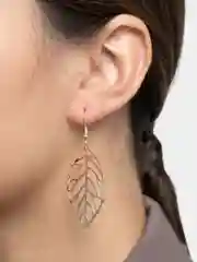 Золотой серьги листья