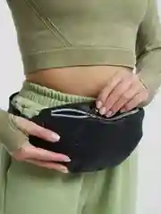 Черный поясная сумка с блестками
