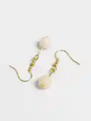 Молочный серьги, ручная работа