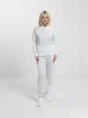 Белый спортивный костюм женский