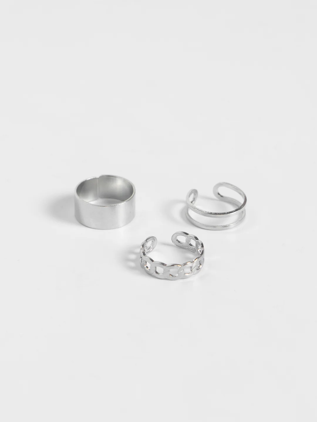Серебряный комплект колец из 3х штук в подарочной коробке с пленкой