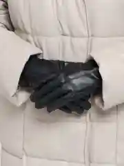 Перчатки женские, кожаные