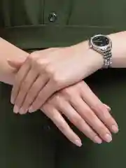 Угольный женские наручные часы