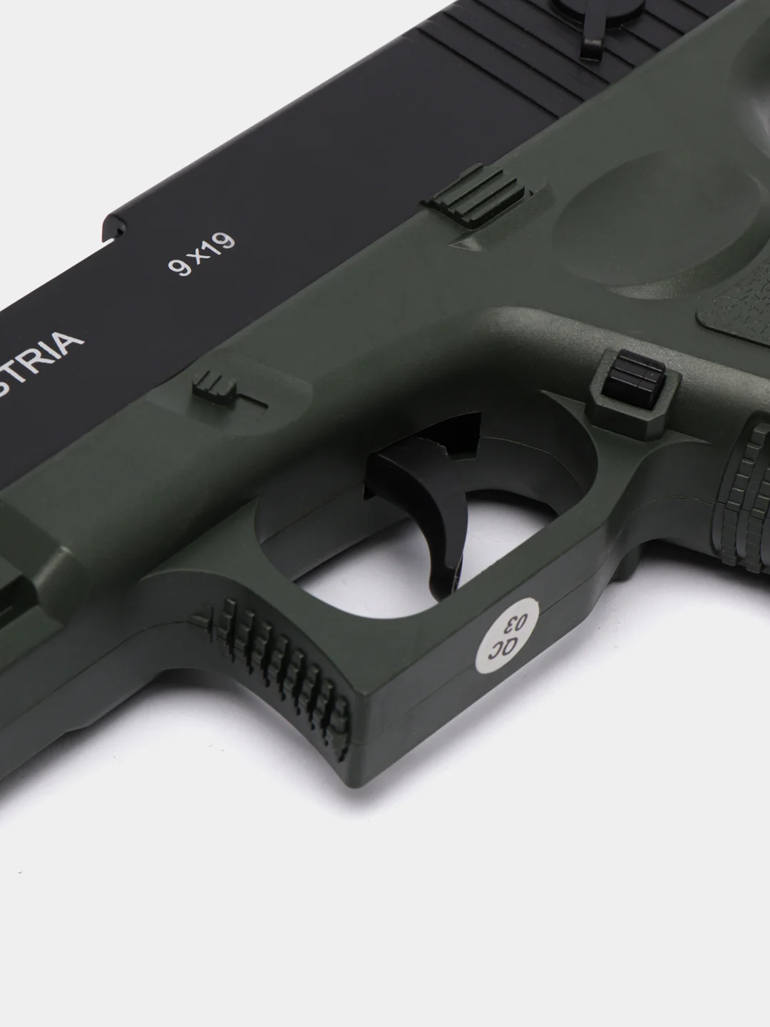 Зеленый пистолет игрушечный перезаряжаемый Glock с глушителем, оружие, подарок на 23 февраля