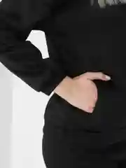 Черный спортивный костюм женский