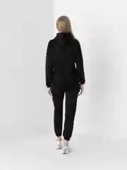 Черный спортивный костюм женский