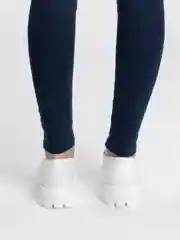 Белый женские лоферы