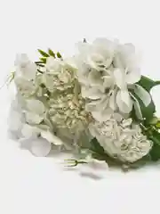 Белый искусственные цветы