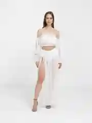 Белый пляжный костюм топ и юбка