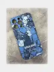 Бирюзовый чехол KAWS для iPhone 14