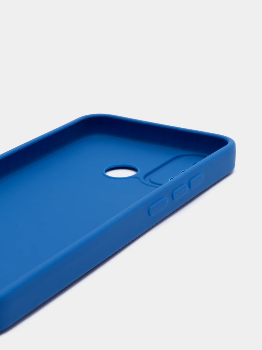 Синий чехол на TECNO Spark 6 Go, силиконовый, с защитой камеры