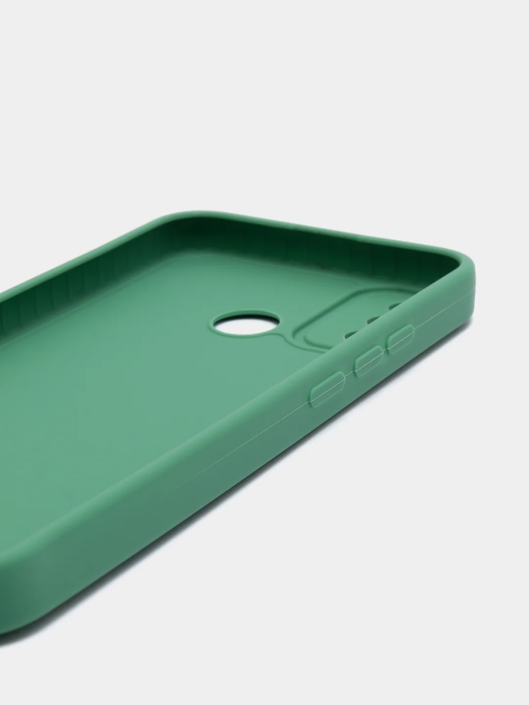 Зеленый чехол на TECNO Spark 6 Go, силиконовый, с защитой камеры