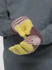 Желтый перчатки теплые зимние двойные с начесом "Полоса", подростковые