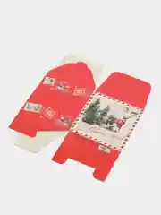 Алый новогодняя коробка квадратная