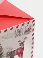 Алый новогодняя коробка квадратная