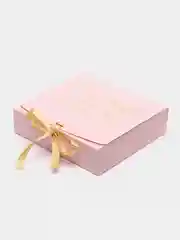 Розовый новогодняя коробка