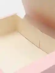 Розовый новогодняя коробка