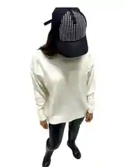 Белый теплый свитшот женский, с капюшоном, oversize