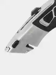 Нож мощный BRAUBERG "Professional", 4 лезвия в комплекте, автофиксатор, металл, 237160