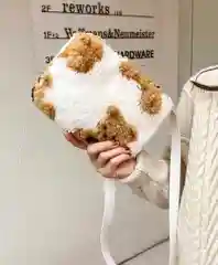 Бежевый сумка меховая женская