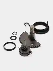 Вал кикстартера скутер 4Т 139QMB, h46-50 мм. колеса 10", в сборе