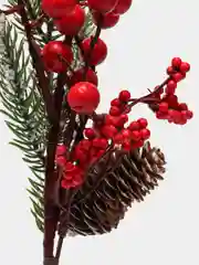 Искусственные цветы, веточка ели, с ягодами и шишками.