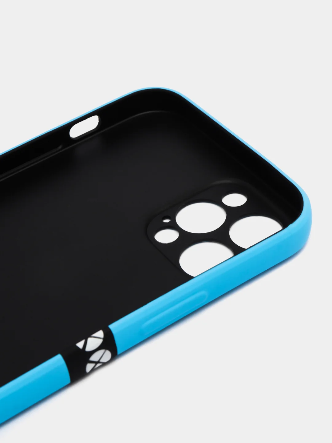 Лазурный чехол для iPhone 12 Pro KAWS