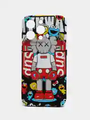 Красный чехол Kaws для iPhone 13 Pro