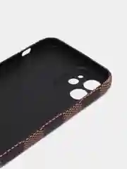 Тёмно-коричневый чехол KAWS для iPhone 12