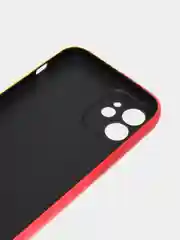 Желтый чехол KAWS для iPhone 12