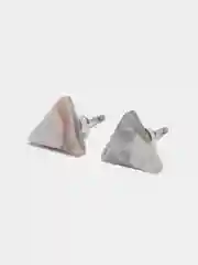Белый серьги гвоздики, мраморные
